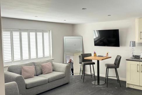 Lichfield Apartment | Cathedral Coach House - Lichfield