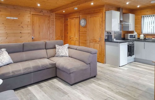 Ely Ski Chalet | Cathedral View 4 Pet