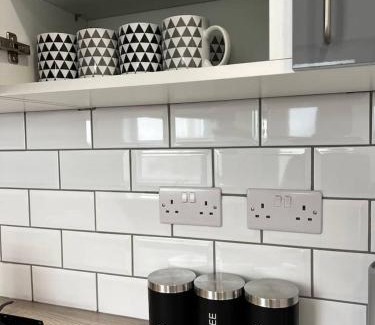 Crewe Apartment | Catherine 5 bedroom house