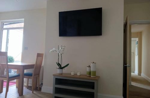 Salisbury Apartment | Catherine Street Apartments