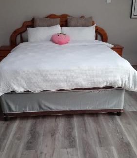 Lyttelton Manor Bed & Breakfast | Cathye B&B GUEST HOUSE