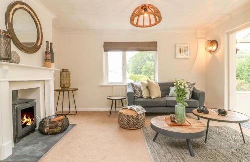 Brayford House | Catkins