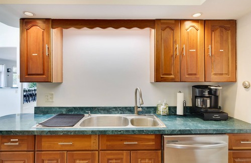 Narrowsburg House | Catskills Villa w/Indoor Pool, Sauna & Views