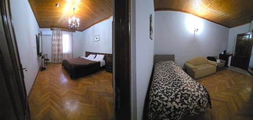 Old Boulevard Hotel | CATTALEYA