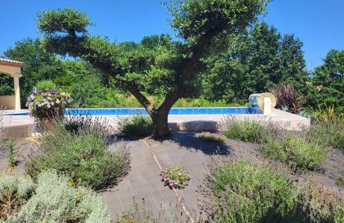 Le Ledat Bed & Breakfast | Caufour