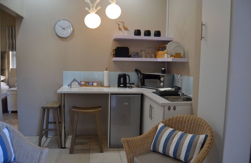 Summerstrand Apartment | Caulfield self Catering