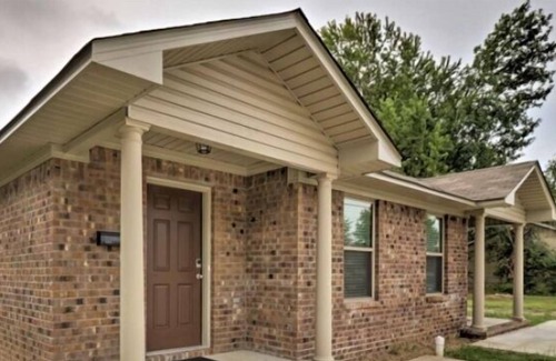 Conway House | Cavalier in Conway (3-Bedroom) by RedAwning