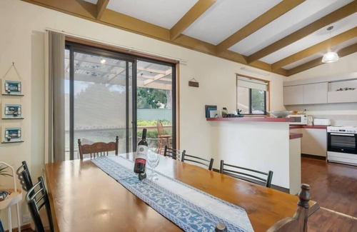 Goolwa Beach House | Cave Street Retreat - 38 Cave Street, Goolwa Beach