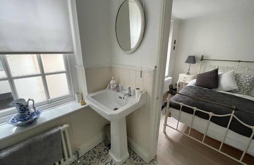 Old Town Hastings House | Cavendish Cottage