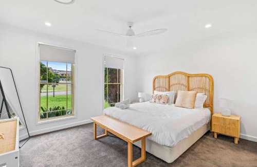 Caves Beach House | Caves Beach House by Coast Hosting
