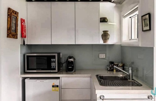 Caves Beach Apartment | Caves Cottage Guest Suite - perfect for couples