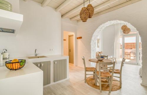 Aliki Apartment | Cavos Paros Stunning Two bedroom Apartment With Spacious Veranda In Aliki, Paros