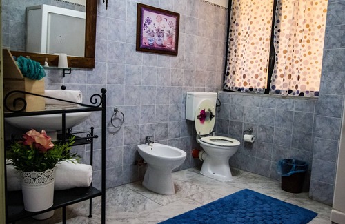 Castellammare Bed & Breakfast | Cavour il Conte Camillo Bed&Breakfast