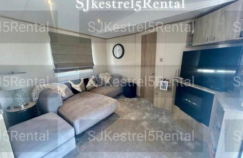 Cayton Bay Other | Cayton Bay Kestrel40