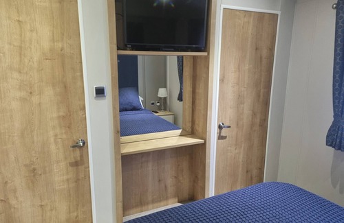 Cayton Cabin | Cayton Bay Lodge Parkdean Resorts
