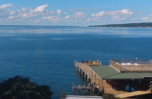 Sheldrake House | Cayuga Lake Renovated Quiet Home on Waterfront Property in Sheldrake