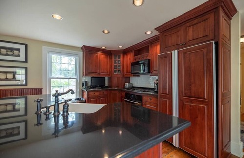 Lewiston House | Cayuga Street Retreat
