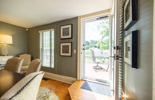 Lewiston House | Cayuga Street Retreat