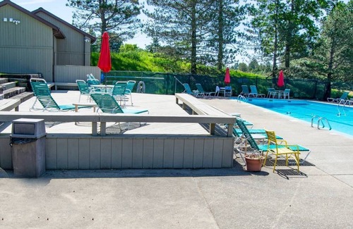 Dewittville Condo | Cayuga17- Chautauqua Lake Estates Lakefront Condo