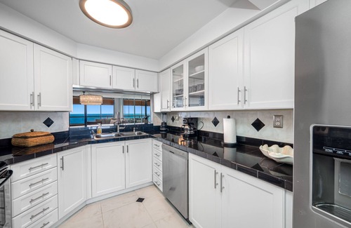 Sand Key Condo | CBC 1-19D Amazing Gulf & Intercoastal Views, Pool, Hot Tub, Gym, Sauna & Pickleball!
