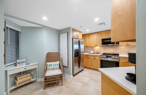 Sand Key Condo | CBC 2-11B - Beachfront Beauty!