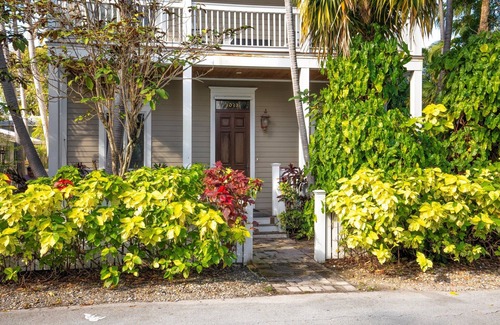 Old Town Villa | CEASAR'S PARADISE - A MODERN LUXURY RETREAT W/4+ Bedrooms/5.5 Baths