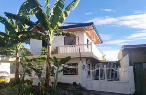 Talisay Apartment | Cebu City 3 bedrooms split house 2nd floor-WIFI
