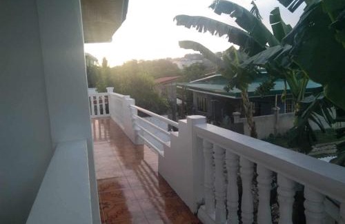 Talisay Apartment | Cebu City 3 bedrooms split house 2nd floor-WIFI