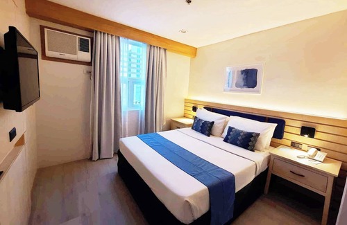Cebu Hotel | Cebu Uncle Toms Cabin Hotel powered by Cocotel