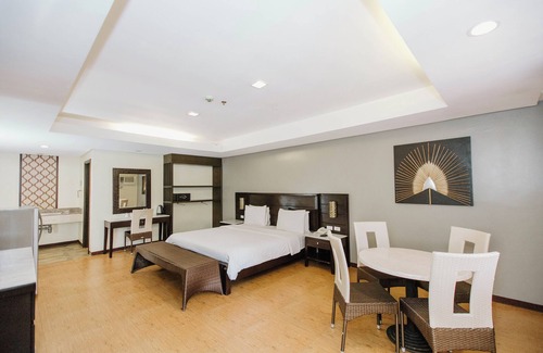 Mandaue Hotel | Cebu Westown Lagoon-Partywing