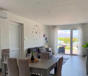 Lugana Apartment | Cecilia Sirmione Appartamento