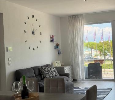 Lugana Apartment | Cecilia Sirmione Appartamento
