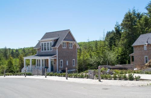 Seabrook House | Cedar Cove by Seabrook Hospitality