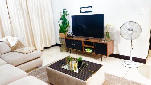 Greater Johannesburg Metropolitan Area Apartment | Cedar Fourways Sandton