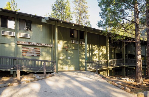 Cedar Grove Cabin | Cedar Grove Lodge