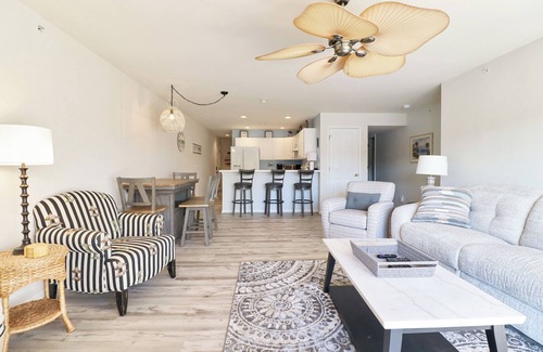 Camdenton Condo | Cedar Glenn Condo | Sleeping 10