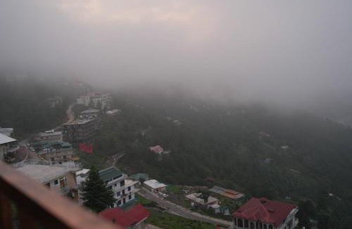 Murree Hotel | Cedar hills