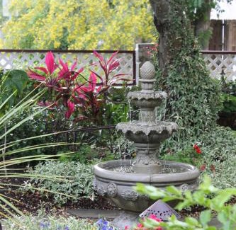 Downtown Historic District Bed & Breakfast | Cedar House Inn