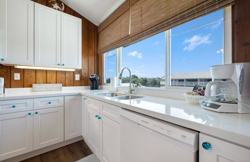 Cedar Key House | Cedar Key Breeze Gulf front townhouse 20% weekly/30% monthly discounts!
