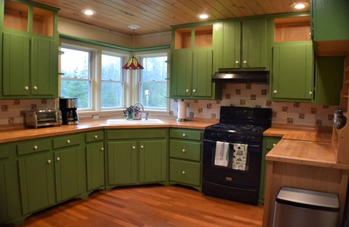 Upper Peninsula Michigan House | Cedar + Pine Cabin - Your base camp for exploring the Central UP