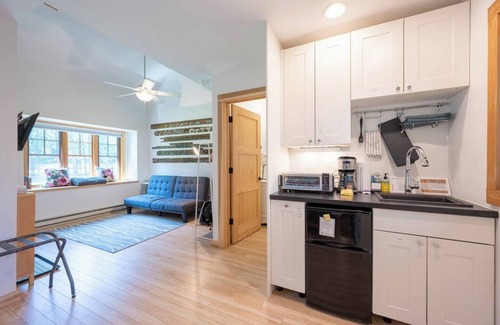 Ephraim Cottage | Cedar Studio | Cozy Fall Retreat in Ephraim