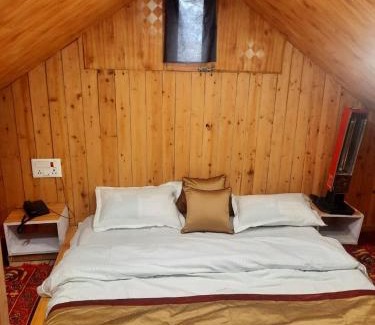 Matiana Cabin | cedar tree cottage gadakufri