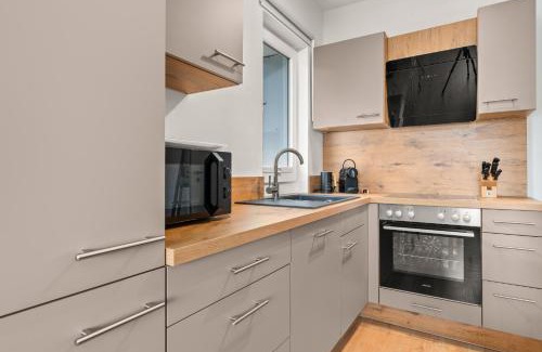 Brilon Apartment | CEDAR - Zentral - Flexbetten - Switch - 15min Willingen