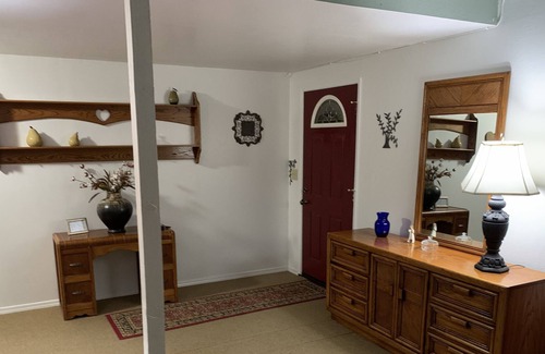 California Hot Springs Cabin | Cedarbrook Trl. BnB