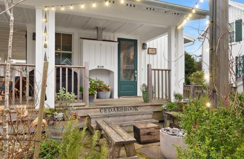 Seabrook House | Cedarbrook Cottage by Seabrook Hospitality
