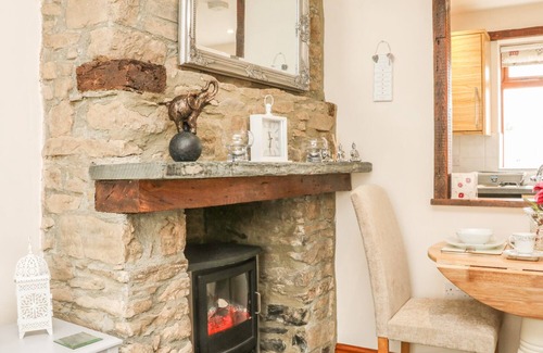 Broadwoodkelly Cottage | Cedarwood Cottage