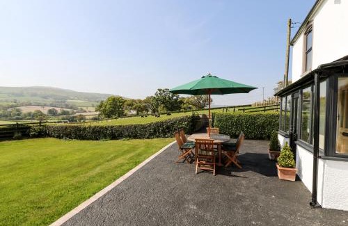 Rhyd-y-foel House | Cefn Isaf