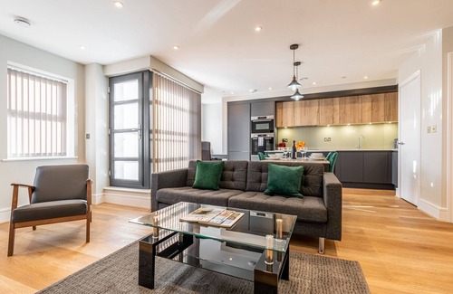 Reading Apartment | Celador Apartments - Bond House