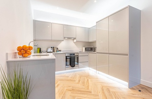 Reading Apartment | Celador Apartments - Wellington House