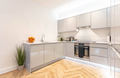Reading Apartment | Celador Apartments - Wellington House